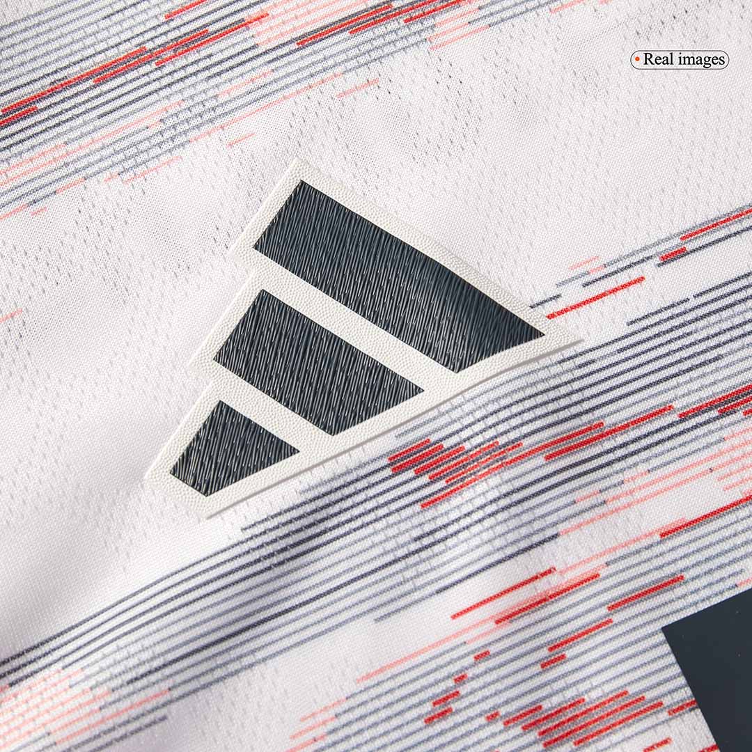 UPAMECANO #2 München Uitshirt 2025/26 Wit Speler